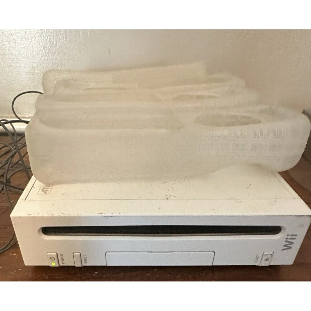 Nintendo Wii Console RVL-001 With Accessories Games and More Untested!!!!
